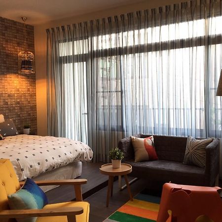 Ho.Me-Easyhouse Hotel Tainan Exterior photo