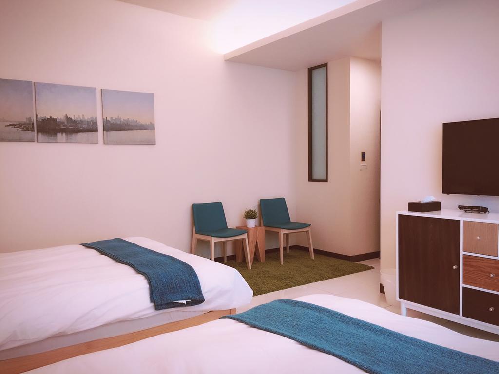 Ho.Me-Easyhouse Hotel Tainan Exterior photo
