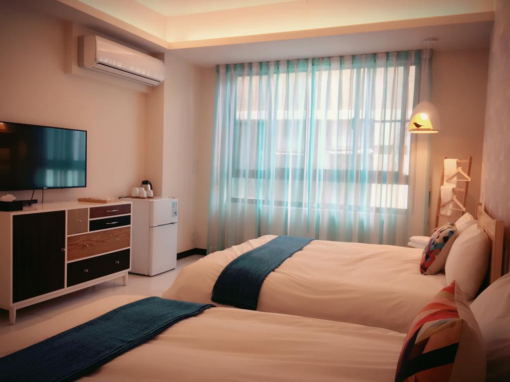 Ho.Me-Easyhouse Hotel Tainan Exterior photo